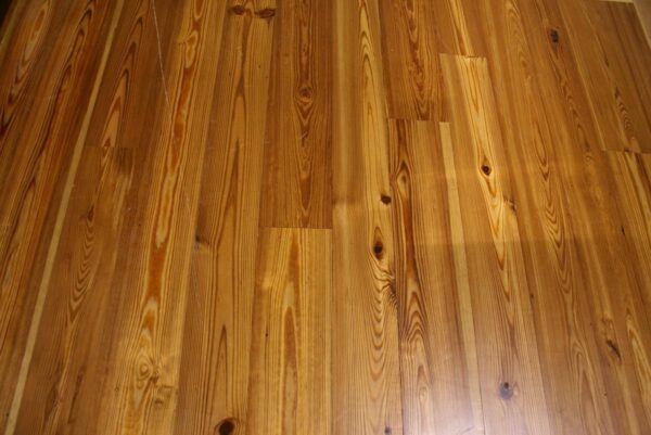 HEART PINE CLEAN FACE - Solid Flooring