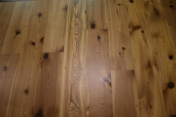 HEART PINE CLEAN FACE - Solid Flooring