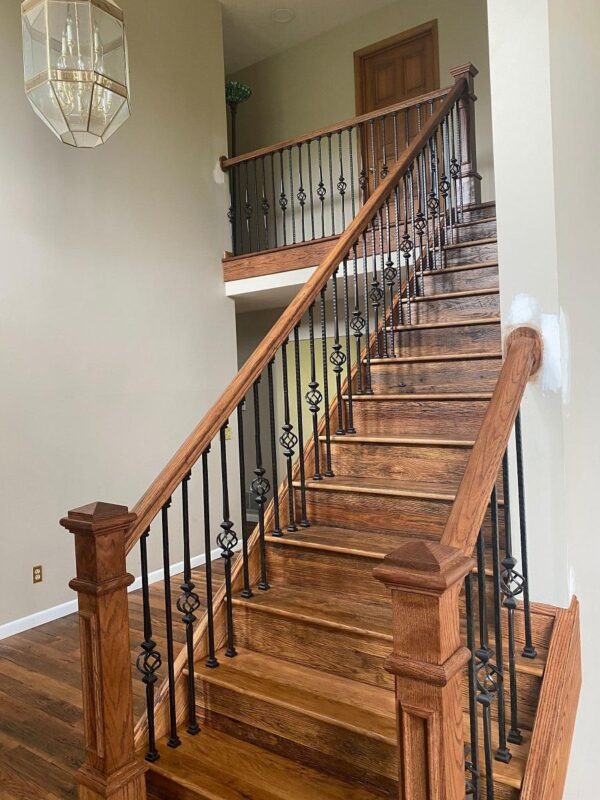 HORSEFENCE OAK WIREBRUSHED STAIRS