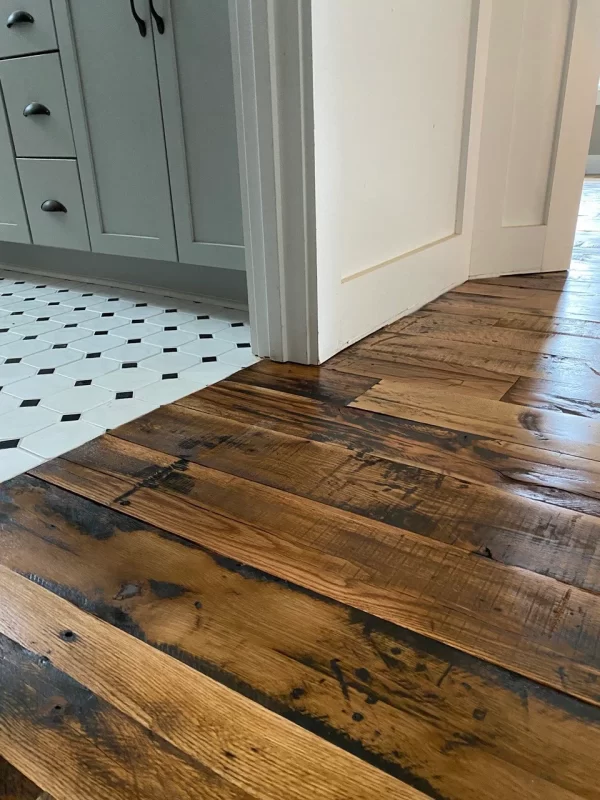 INDUSTRIAL OAK SOLID FLOORING